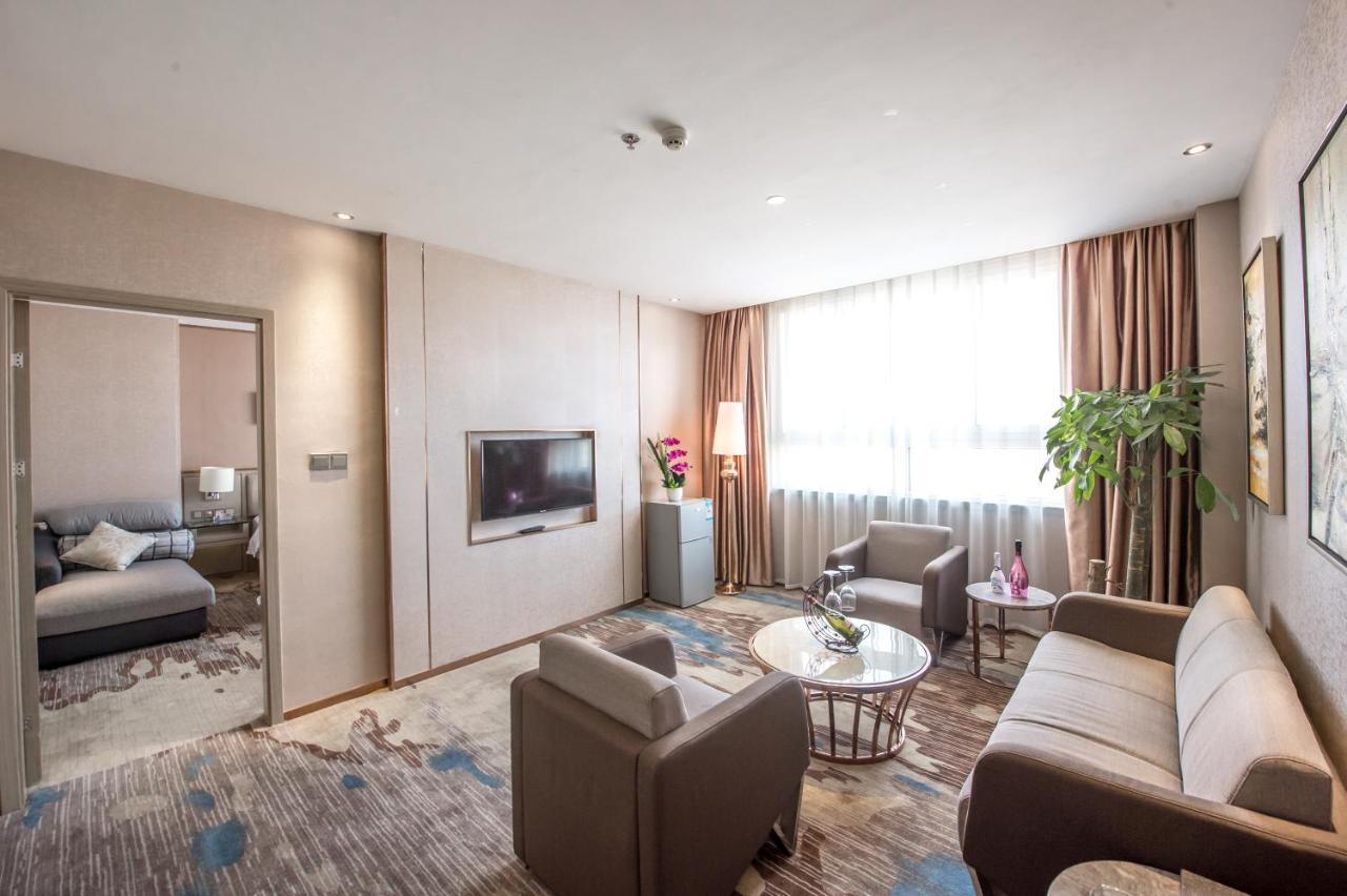 Rui Xin International Hotel Shenzhen Dış mekan fotoğraf